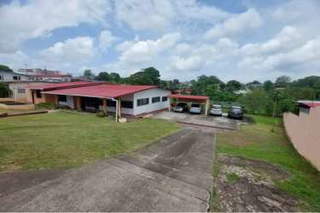 Commercial Building for Sale in Barrio Colón - 5 bedrooms