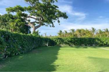 Ocean-view swimming pool in gated beachfront complex Punta Chame Panama