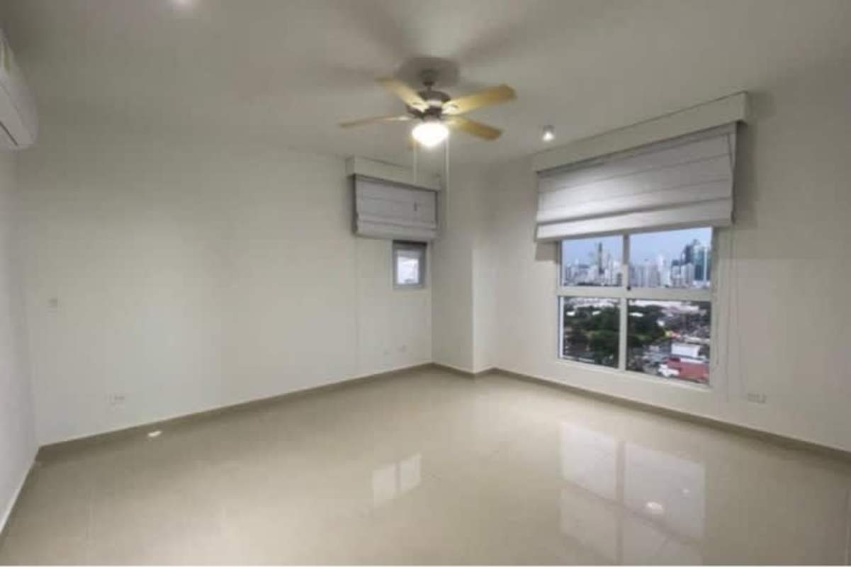 Spacious master bedroom with panoramic ocean views in PH GrandBay Tower Panama City