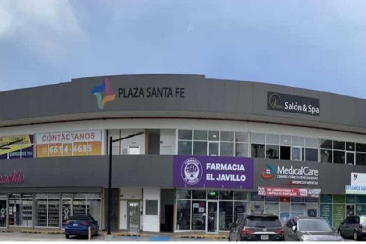Commercial Locale in Plaza Santa Fe Tocumen For Sale