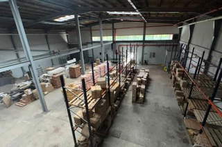 Commercial Industrial Warehouse for Sale in Betania - 0 bedrooms
