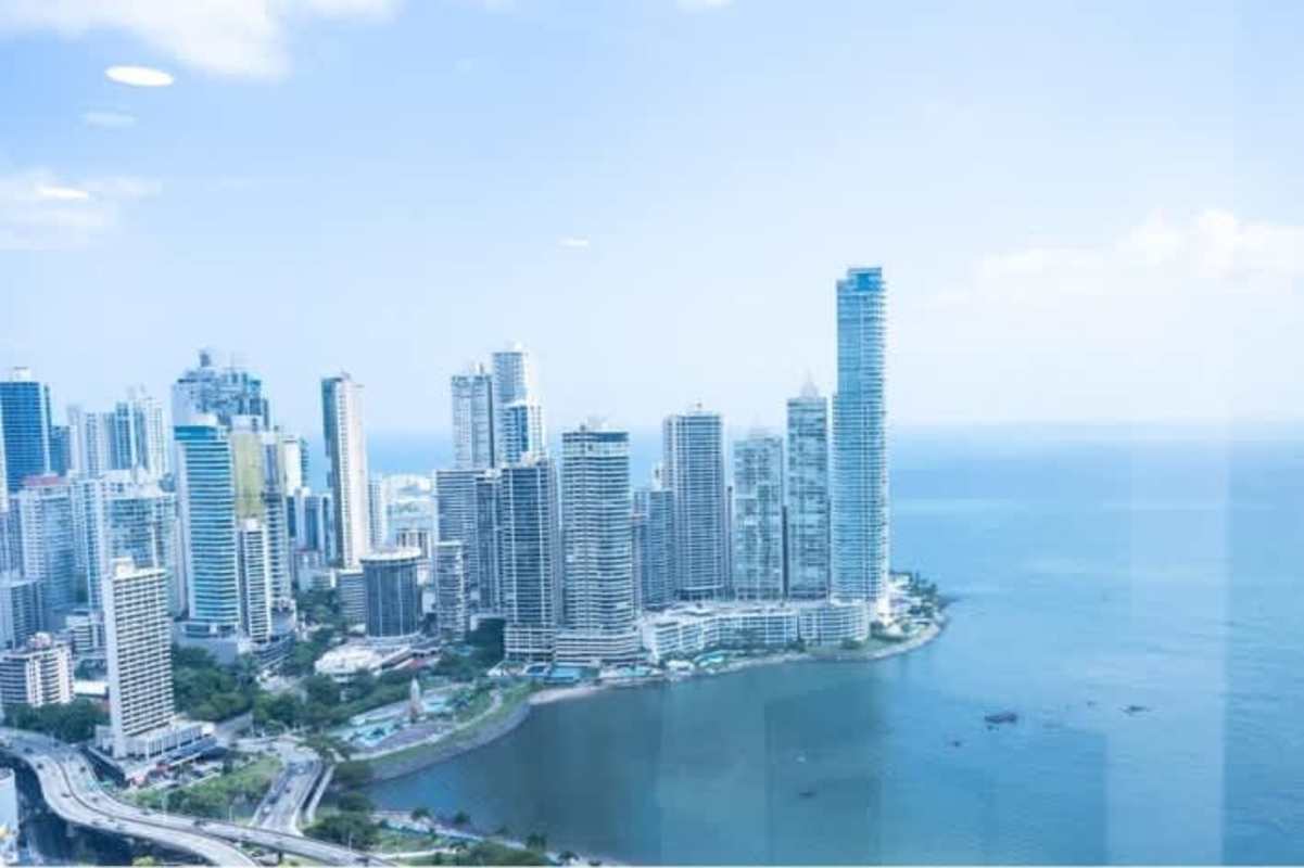 Executive workspace with windows and modern furniture for rent Panama City