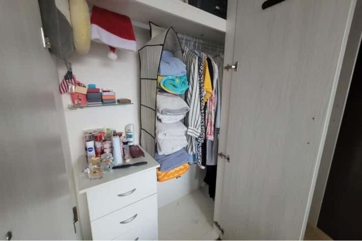 Bedroom with closet, large window city view PH Sky Pueblo Nuevo Vía Transístmica Panama City