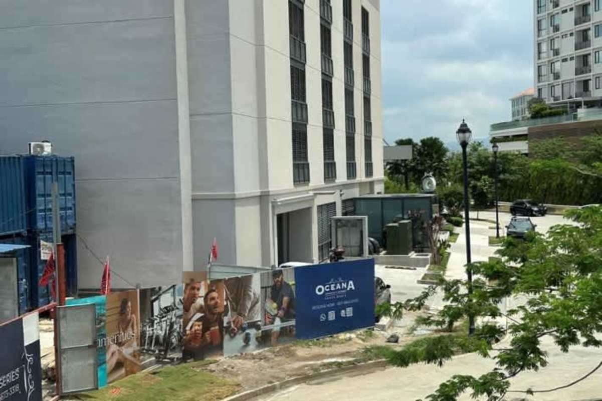 Duplex 3BR Luxury Apartment in Oceana Santa Maria