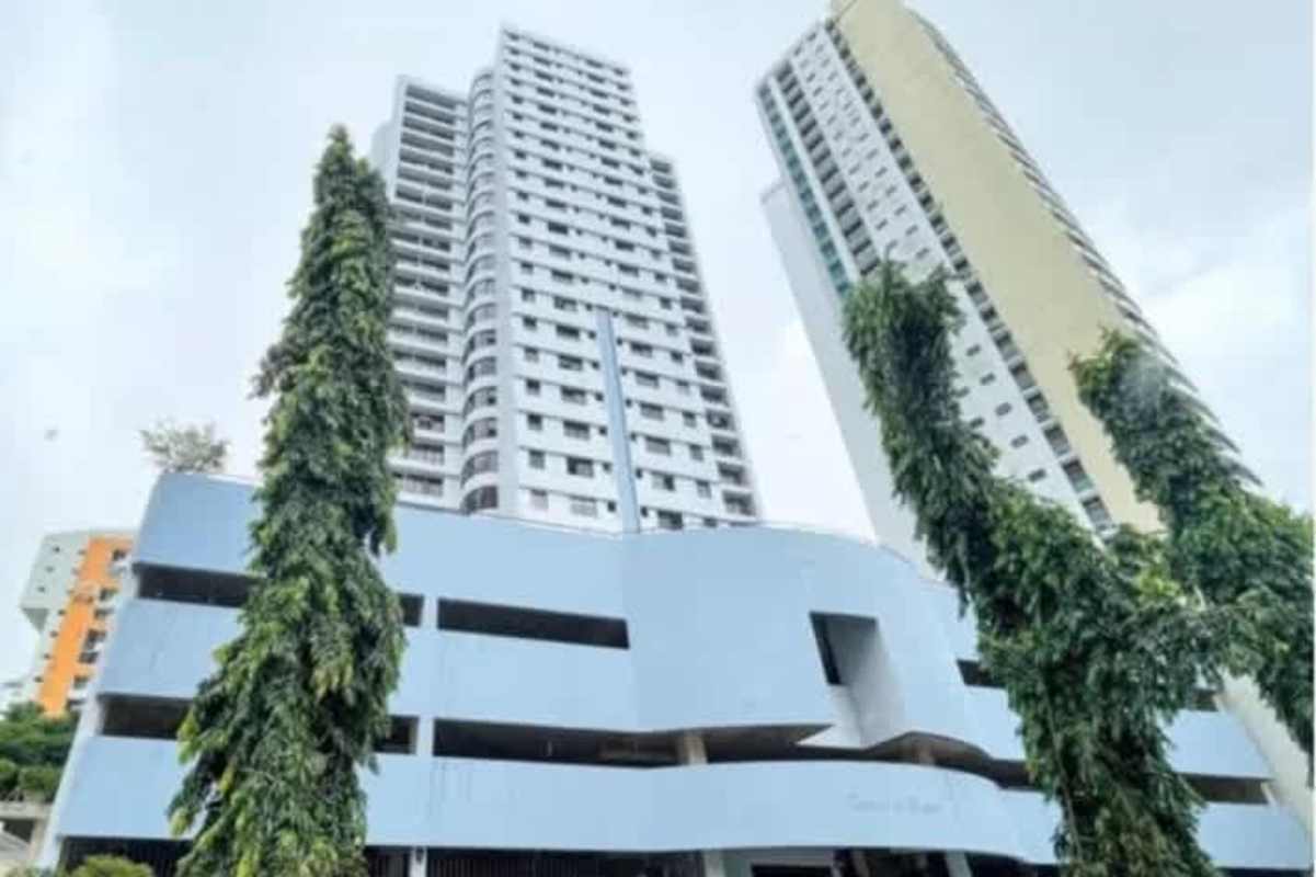 Modern residential tower PH Terrazas del Cangrejo facade El Cangrejo Panama City