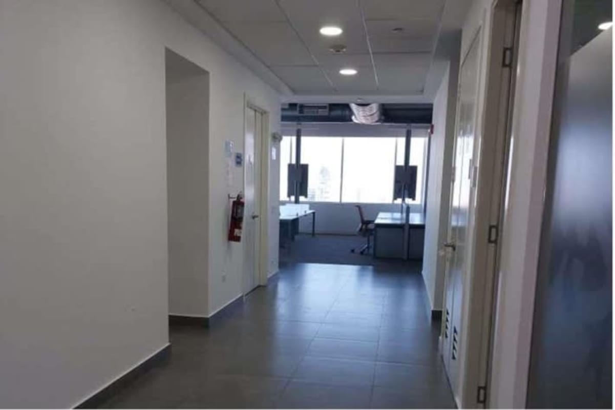 City skyline views from office for rent Torre de las Américas Panama