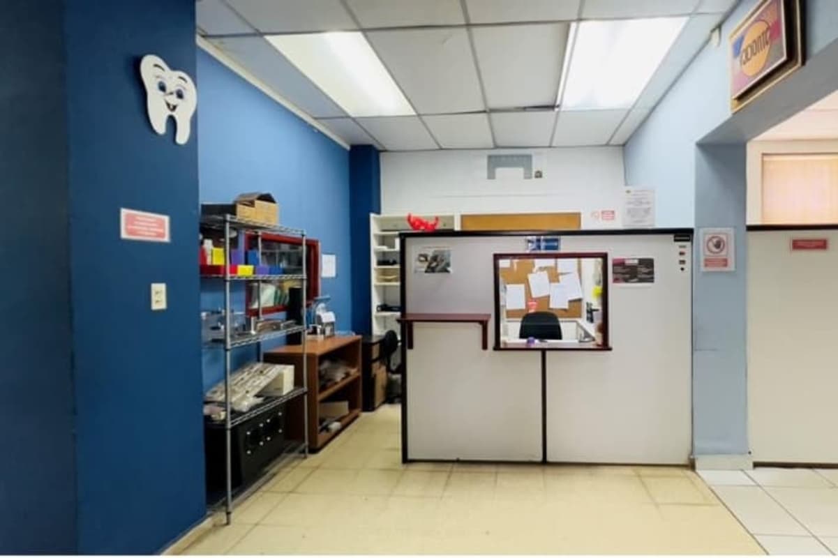 Exterior street view commercial house for sale with parking Bella Vista Panama