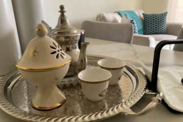Living room with AC unit and TV area in Woodlands apartment Panama Pacifico