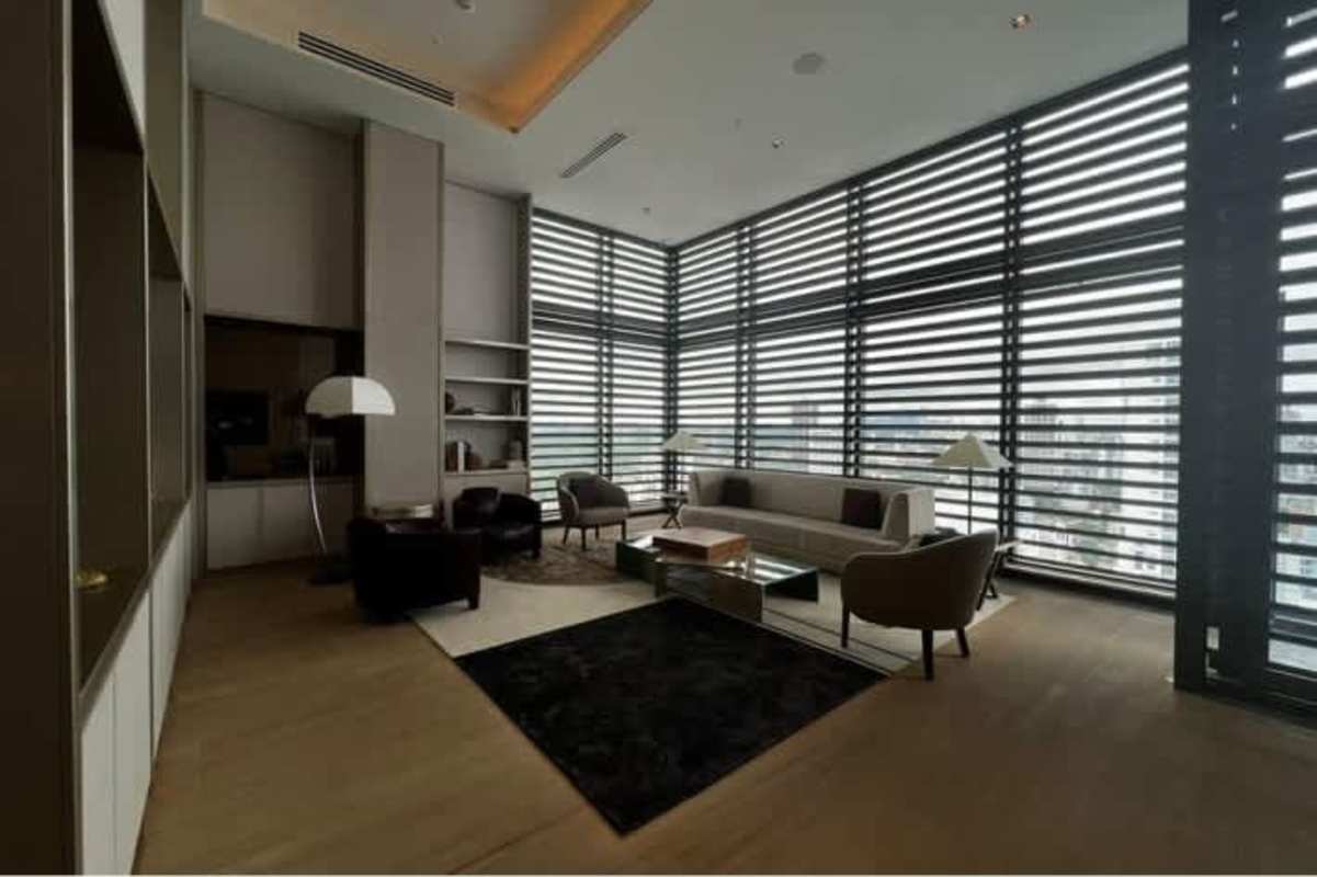 Fully equipped modern kitchen with Armani Casa design accents in PH Nuovo Panama luxury apartment