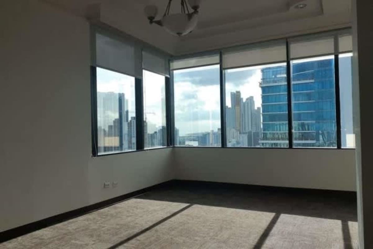 Spacious office space with large corner windows overlooking business district skyline in Calle 50 Obarrio Panama City