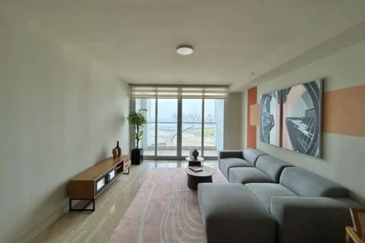 Luxury Ocean-View 3BR Apartment at PH Mirador Costa del Este