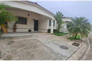 Duplex House for Sale in El Dorado - 3 bedrooms