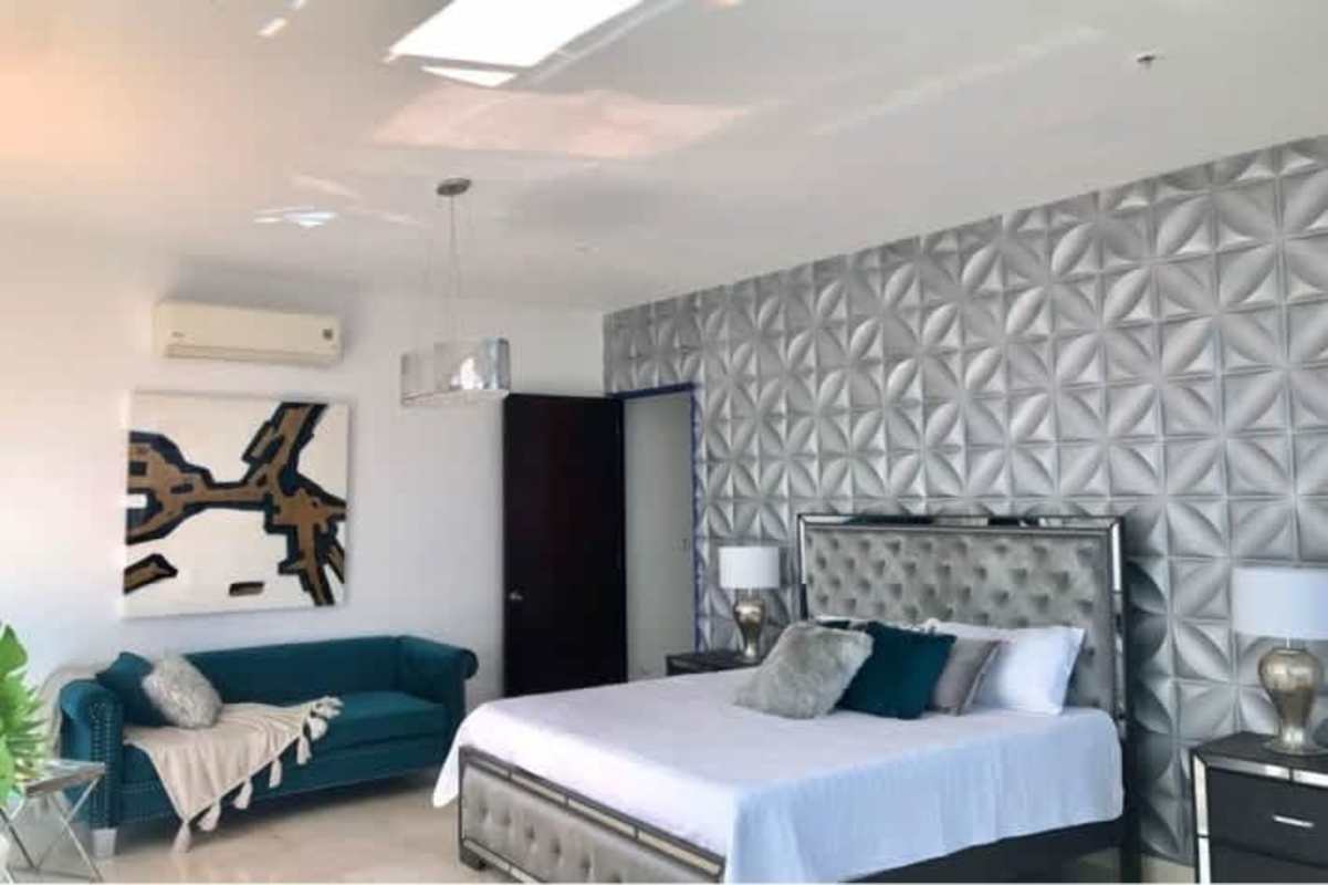 Gourmet kitchen granite countertops stainless steel appliances PH Aqualina Punta Pacifica Panama