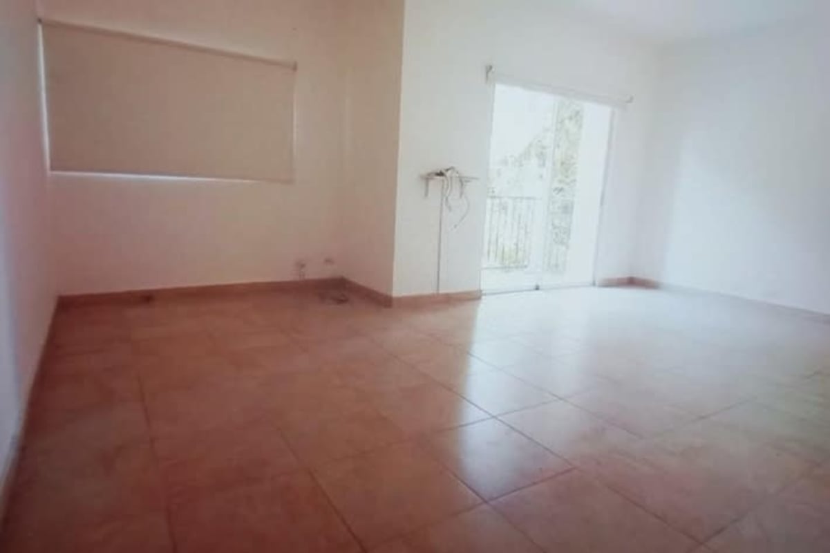 Luxury 2BR Apartment with Canal Views PH Amador Hills