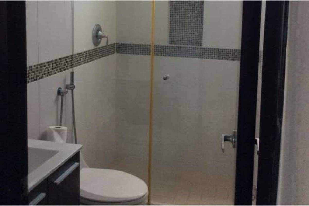 Updated bathroom with walk-in shower, modern sink and tiles in PH El Mare Edison Park