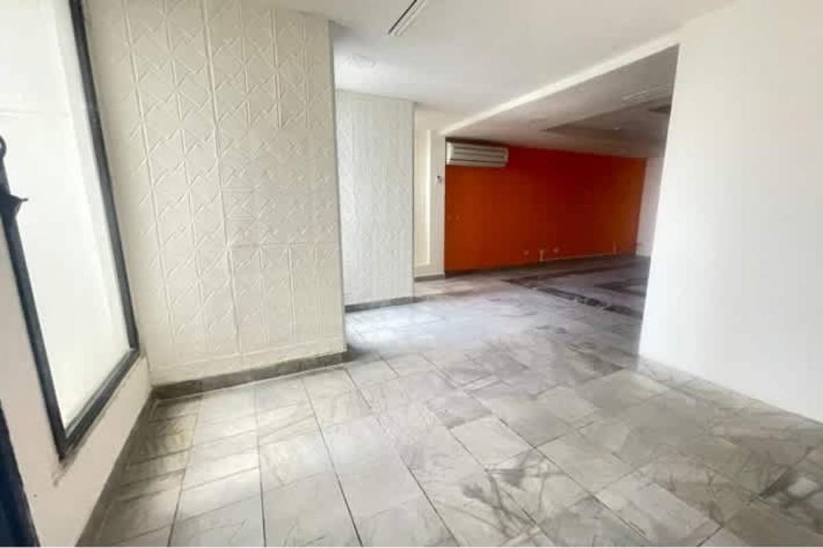 Bright office with marble floors and large windows in PH BICSA Financial Center Panama