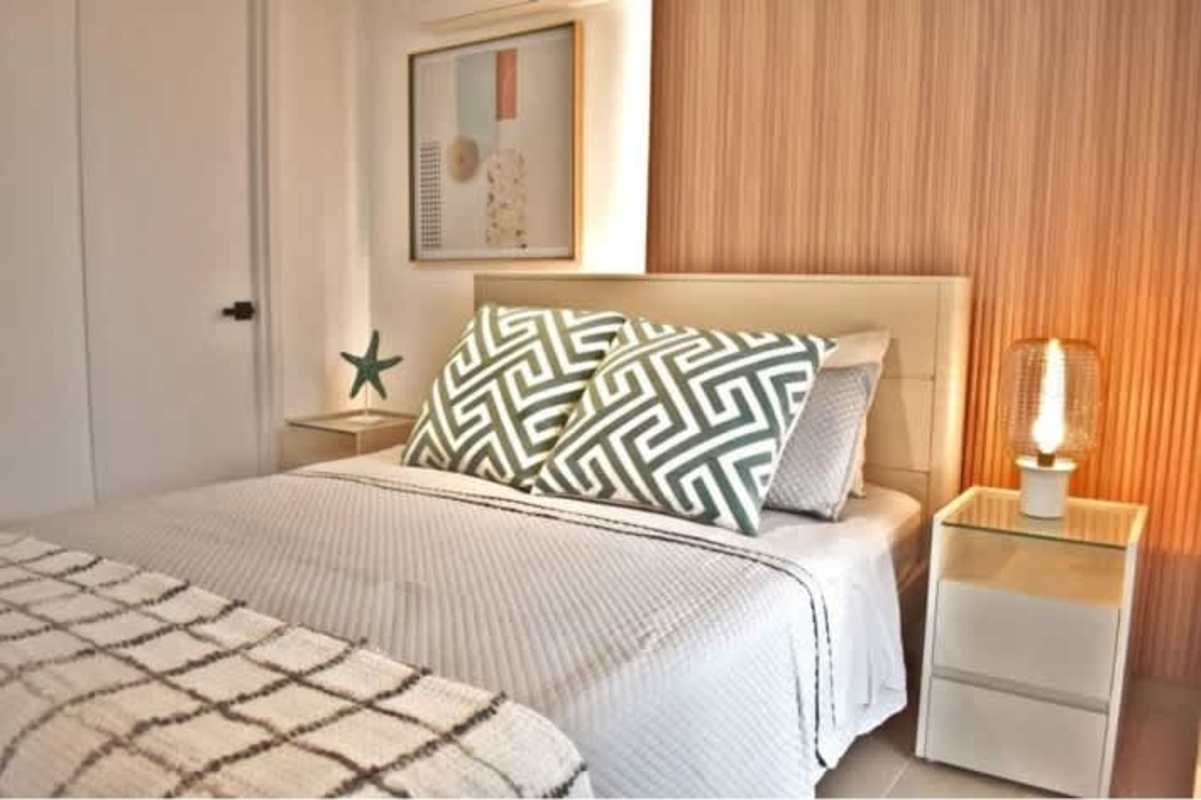 Furnished bedroom with walk-in closet PH BeLiving San Francisco Panama