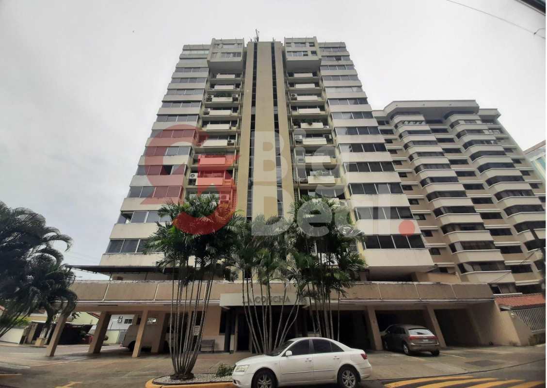 High-rise apartment building PH La Concha with balconies and parking, Marbella, Panama City