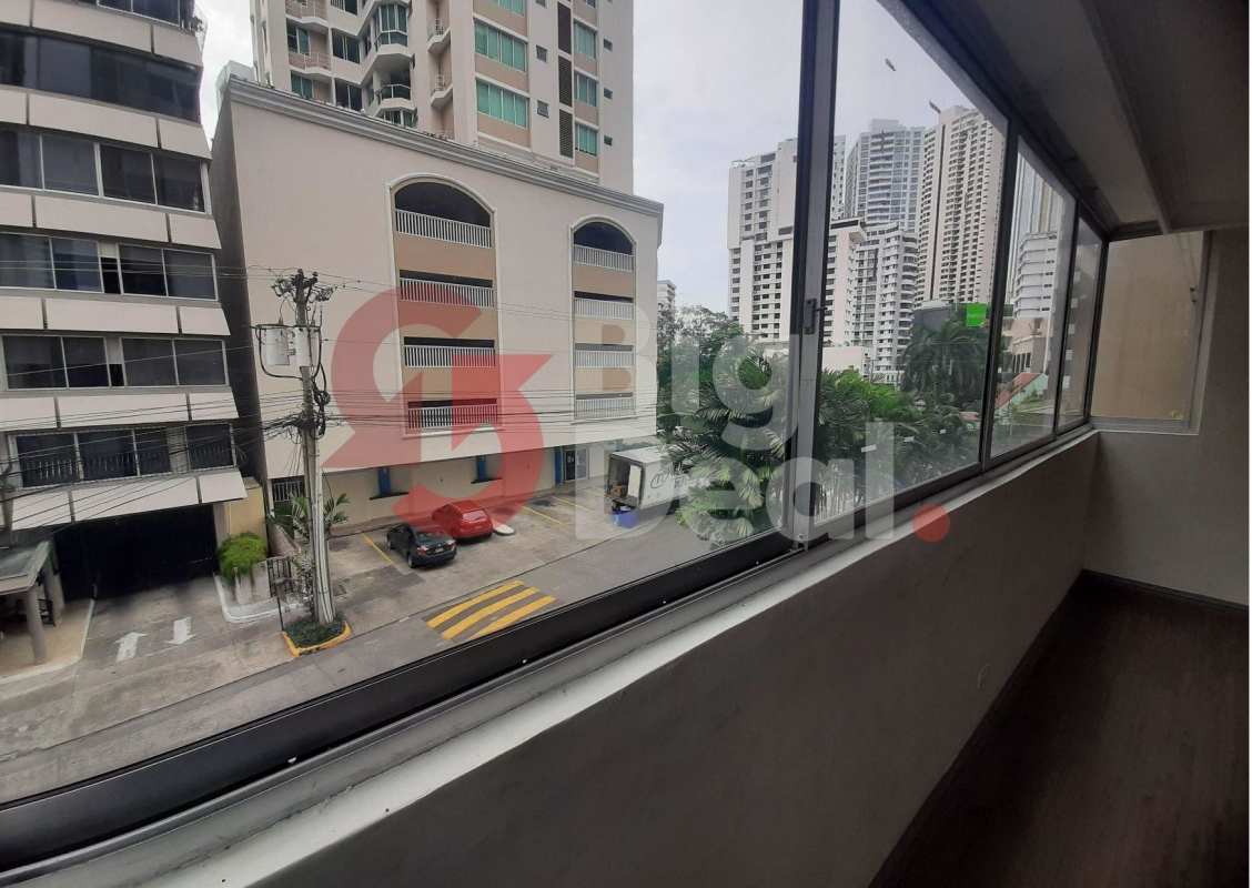 Glass-enclosed terrace with panoramic cityscape view in PH La Concha, Marbella, Panama City