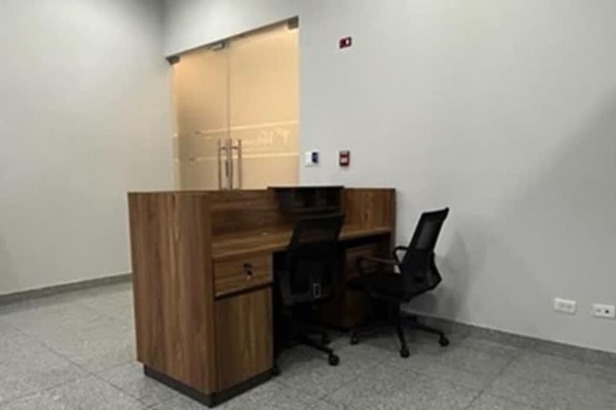 Partitioned workspace with desks at PH BICSA Tower Calle 50 Panama City