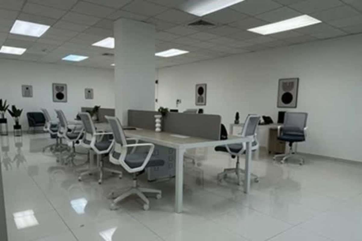Bright furnished workspace and meeting area PH BICSA Tower Calle 50 Panama