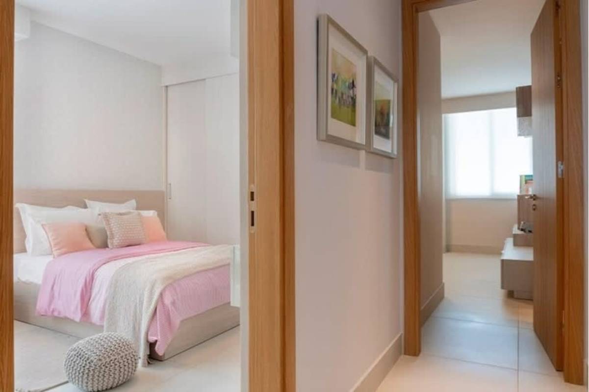 Master bedroom with ocean views walk-in closet PH Coco del Mar Panama City