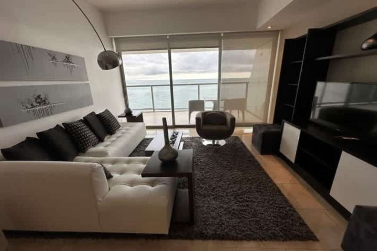 Fully equipped granite kitchen with stainless appliances in Trump Ocean Club Punta Pacifica Panama