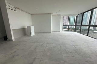 Apartment for Sale in San Francisco - 3 bedrooms