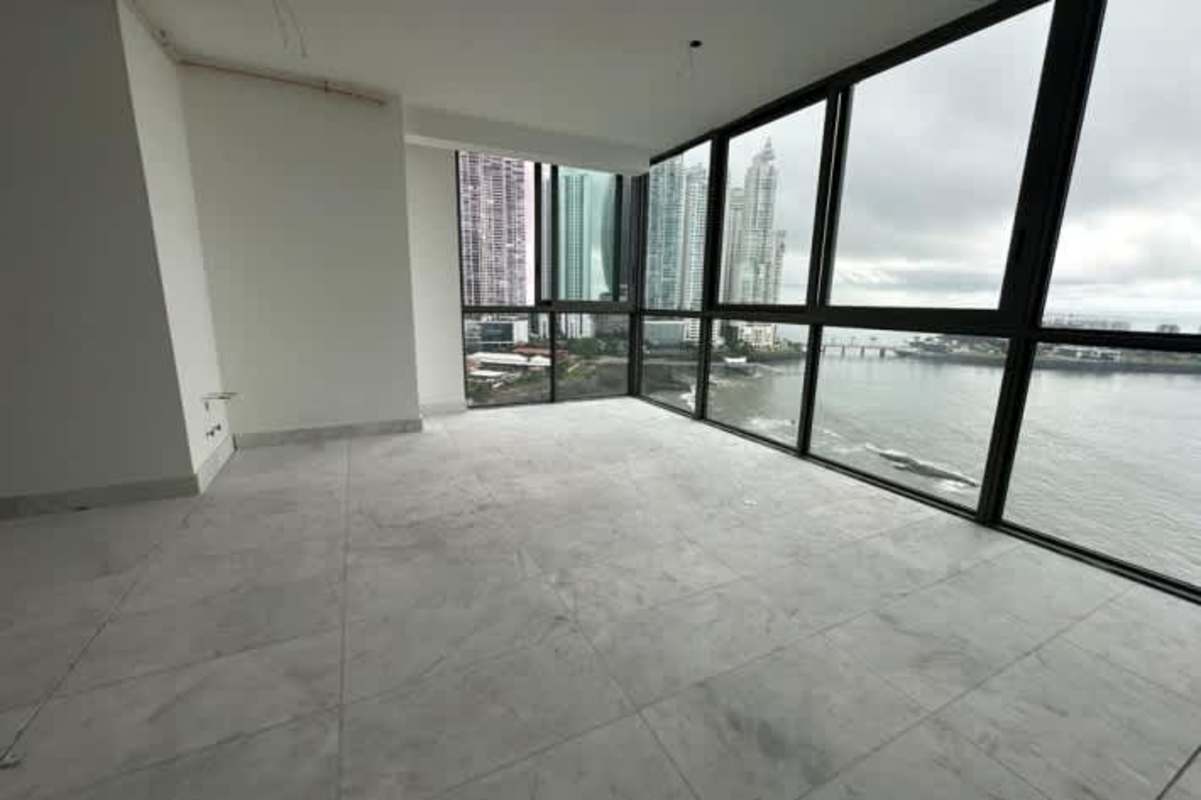 Open kitchen with marble flooring, quartz countertop, ocean view PH Sea Point Punta Paitilla Panama