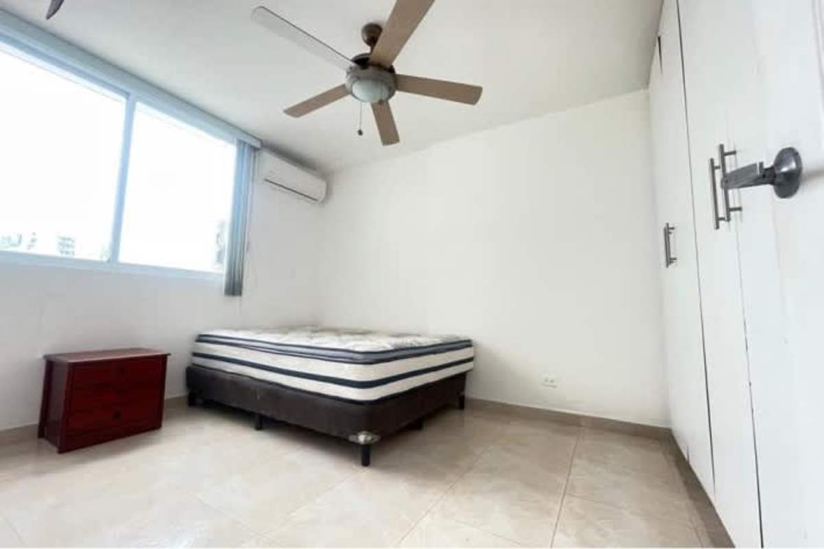 Bedroom with wardrobe, large window, AC PH Plaza Edison Panama City