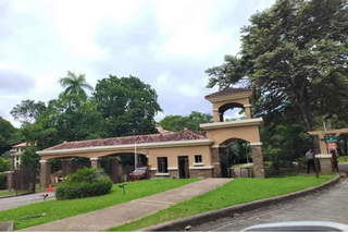 Townhouse for Sale in Clayton - 3 bedrooms