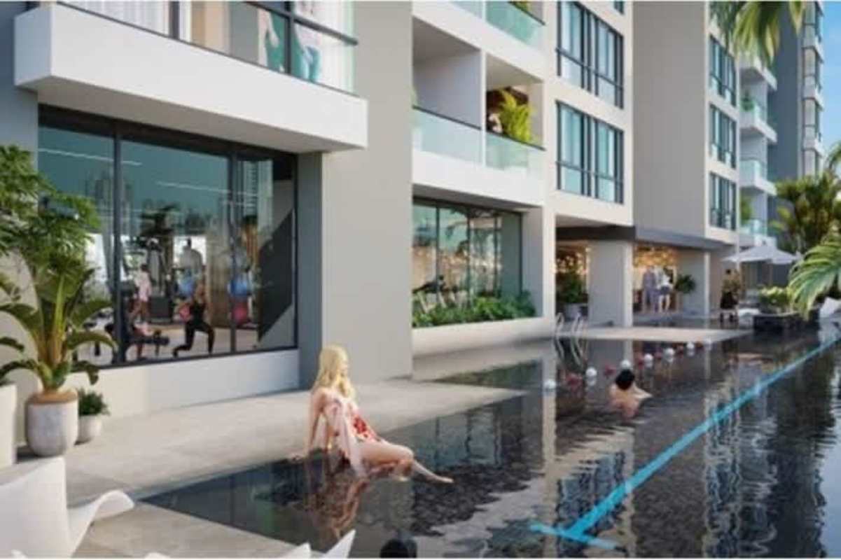 Contemporary condominium facade with swimming pool and sun deck in PH LOV El Cangrejo Panama