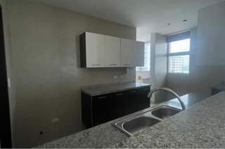 Apartment for Sale in San Francisco - 3 bedrooms