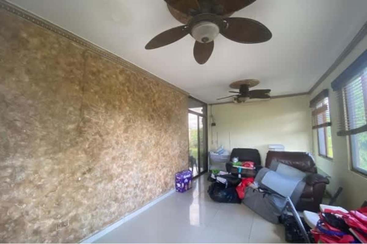 Covered patio with hammock garden and mountain view Las Cumbres Panama