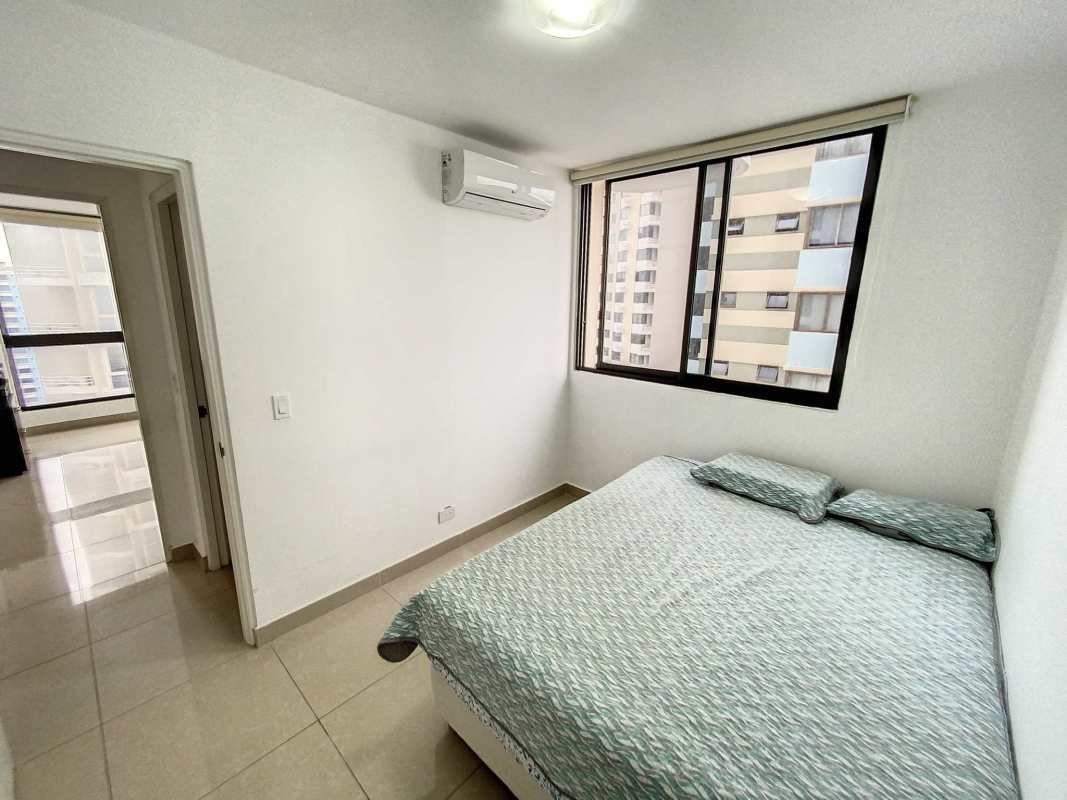 Bedroom panoramic city windows PH San Francisco Bay San Francisco Panama City