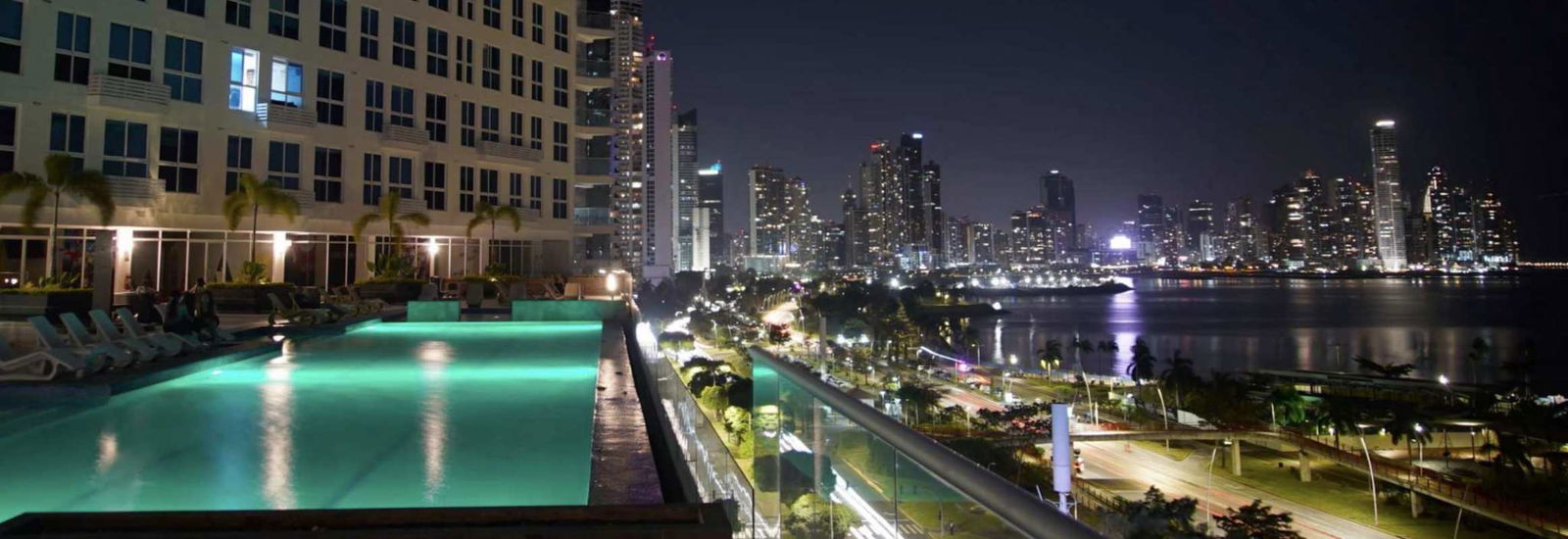 Rooftop infinity pool overlooking Panama skyline and ocean PH The Sands