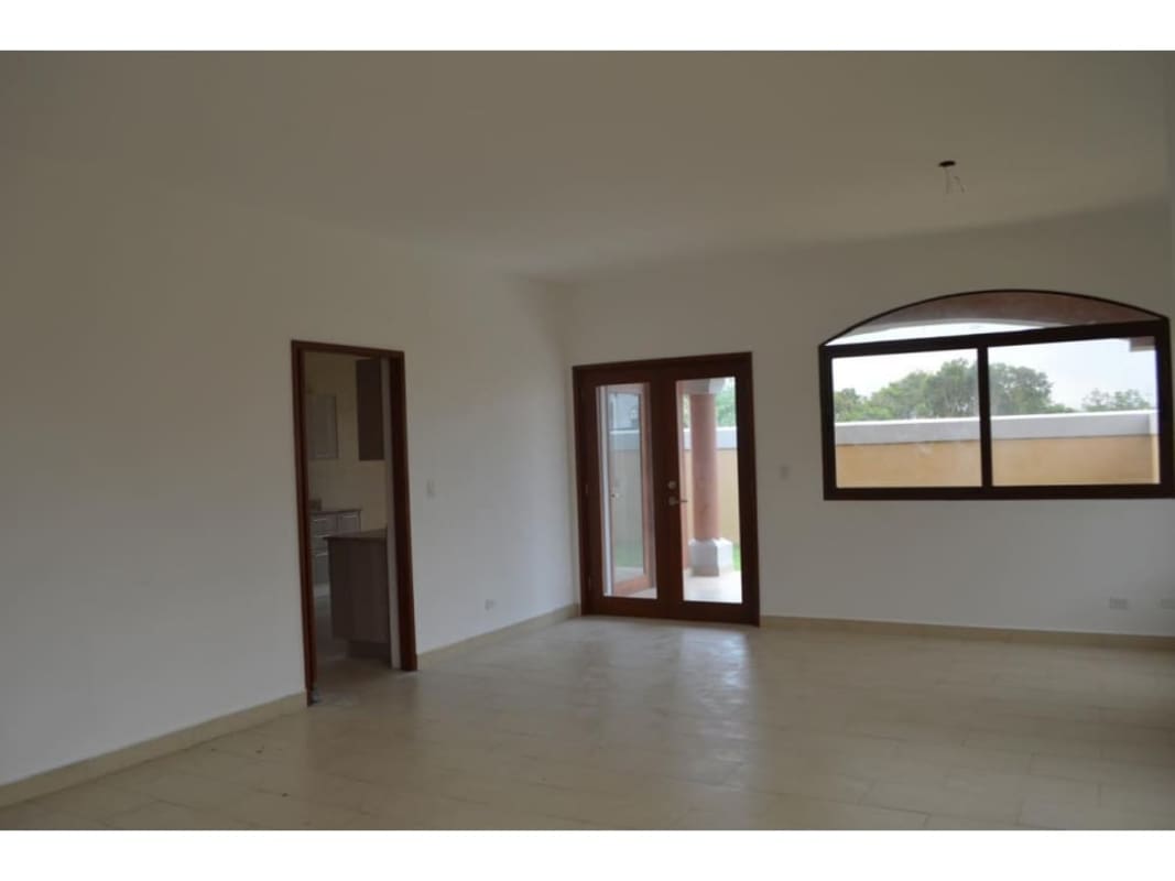 Balcony overlooking green areas and community amenities in PH El Doral Costa Sur Panama