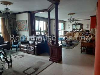 Spacious kitchen granite countertops stainless steel appliances Playa Coronado Panama