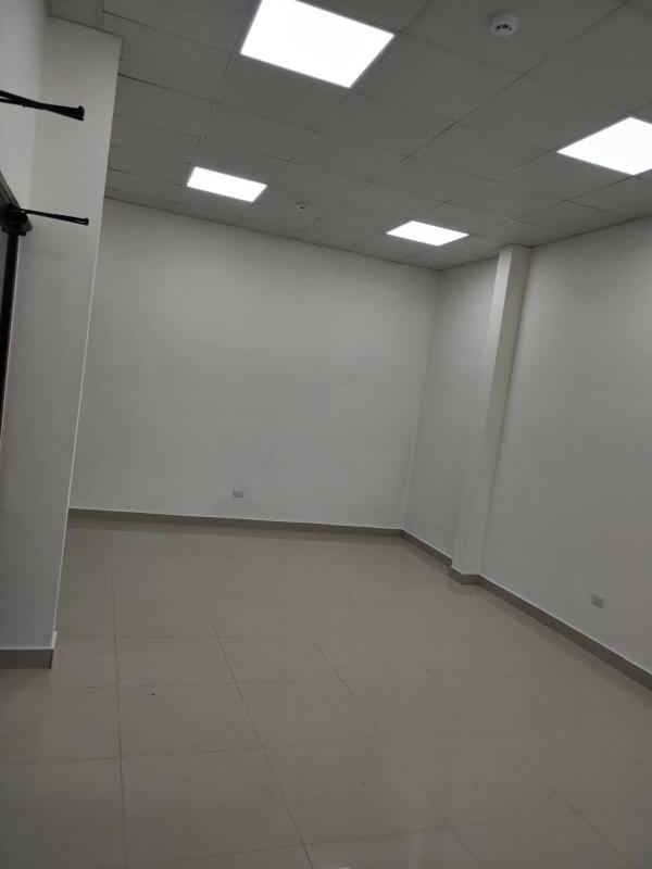 Glass showroom storefronts interior and exterior views at Tech Market Los Pueblos Panama City