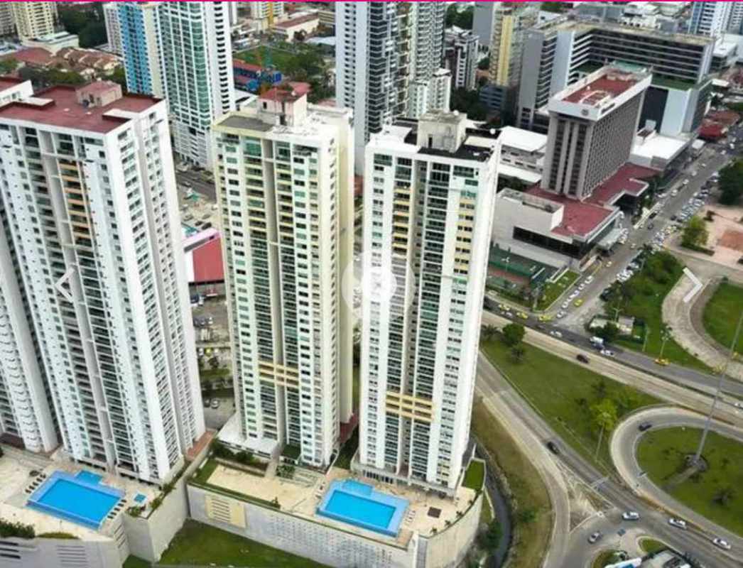 Contemporary kitchen with granite countertops wood cabinetry PH Terramar Panama
