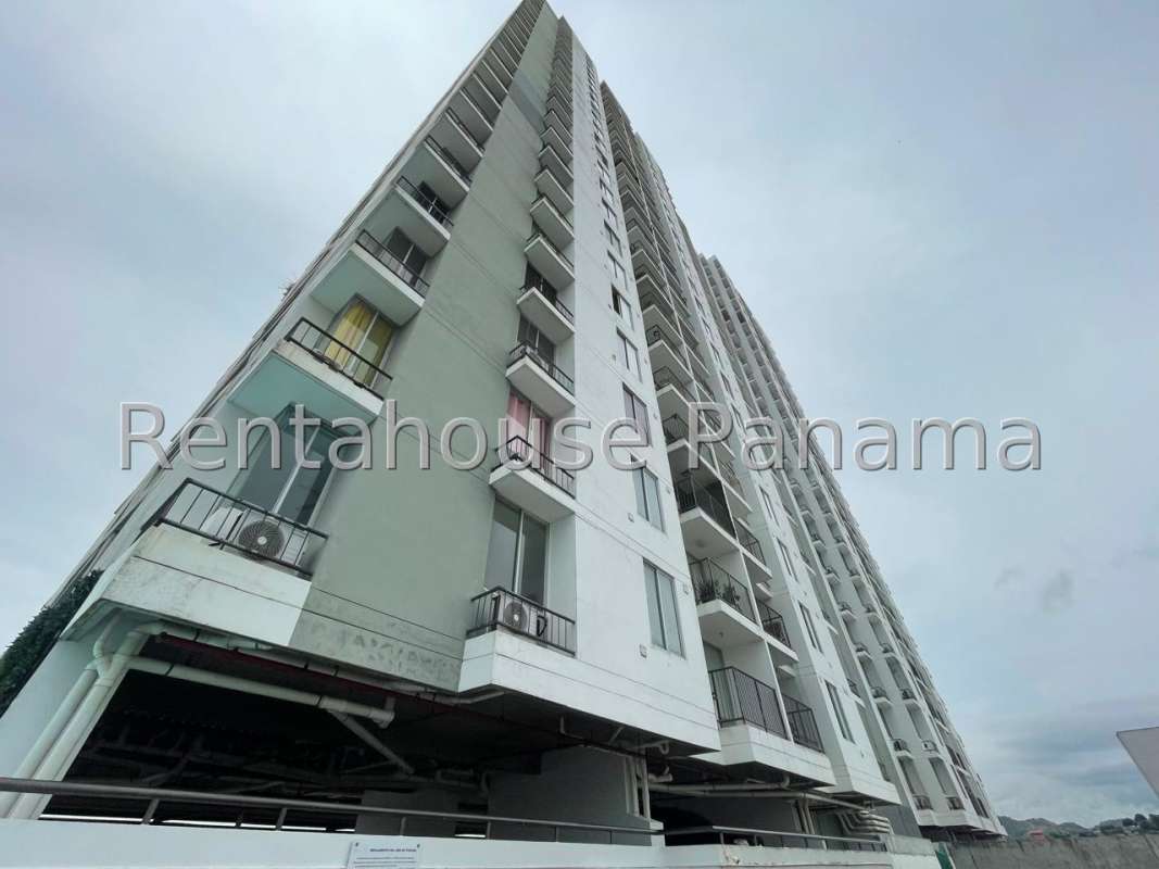 Exterior facade of PH Lefevre 75 modern apartment building with balconies in Panama