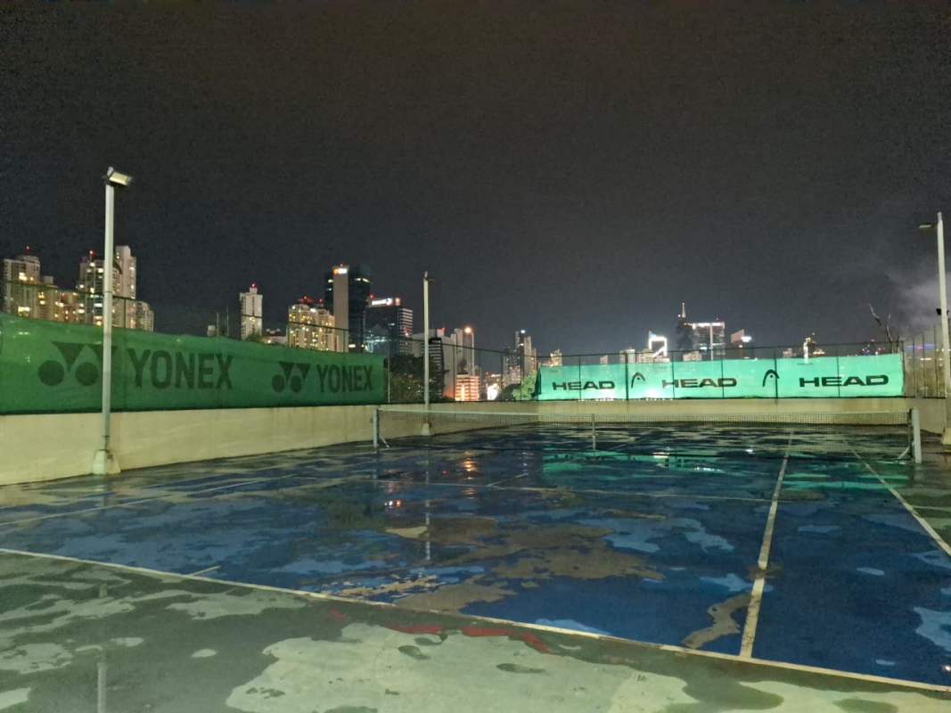 Bright living room with city views in PH San Francisco Bay Panama City