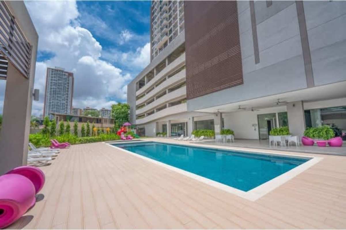 Modern 2BR Apartment with Balcony in Betania University Zone