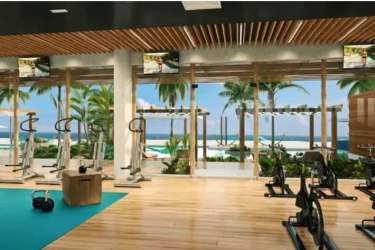 Tropical outdoor spa area with canopy beds, bathtub, pool at Playa Caracol Punta Chame Panama