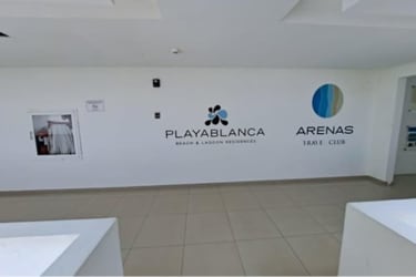 Private Playa Blanca beachfront with loungers and umbrellas Rio Hato Panama condo sale