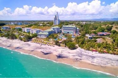 Horse stables and open barn structures on large coastal land Coclé Panama