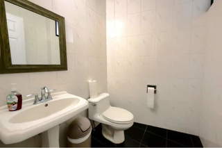 Apartment for Rent in Marbella - 4 bedrooms