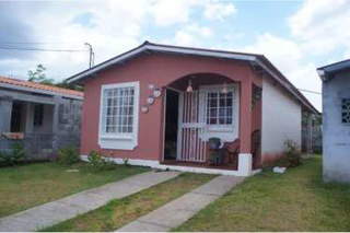 House for Sale in Puerto Caimito - 3 bedrooms