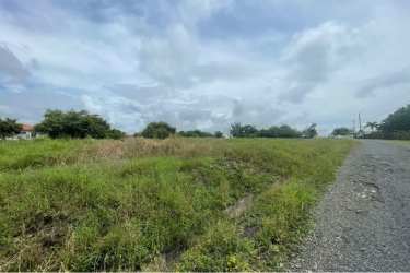 Open flat lot in exclusive Coronado community Panama for building beach house