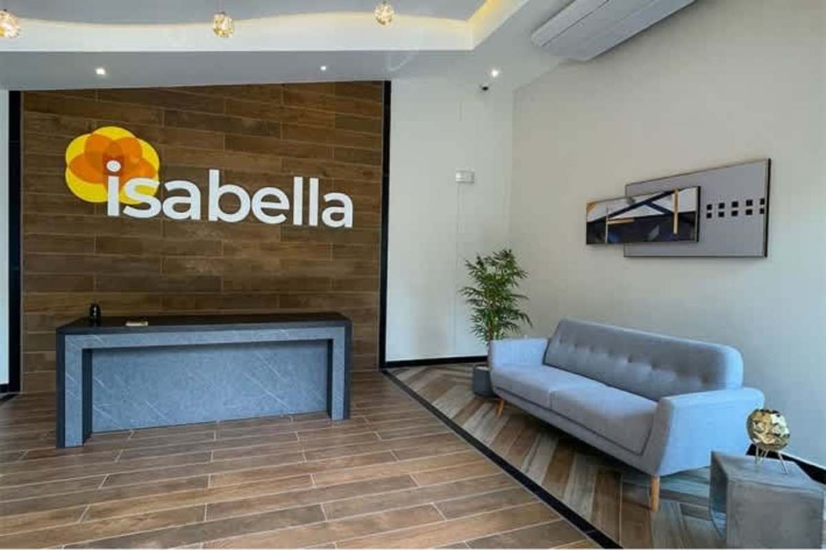 Bedroom with big window city view neutral decor PH Isabella Towers Carrasquilla Panama